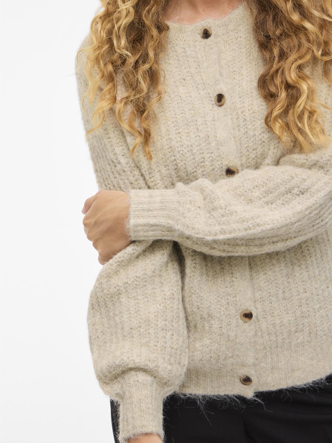 model_shot-detail